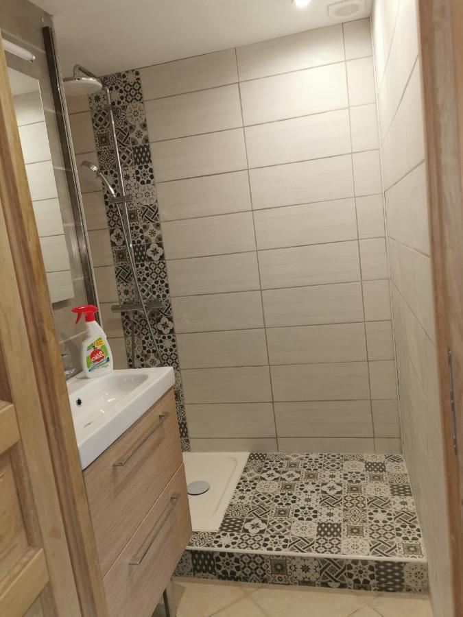 Ou Souleou Apartment บอร์มส์-เลส์-มิโมซาส์ ภายนอก รูปภาพ